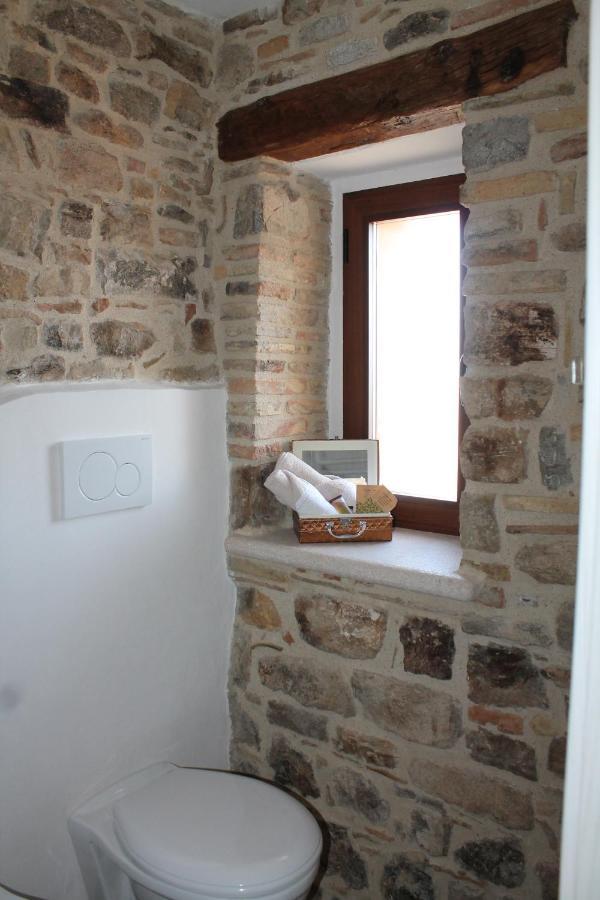 B&B Sotto Le Mura Pietra Montecorvino Екстериор снимка