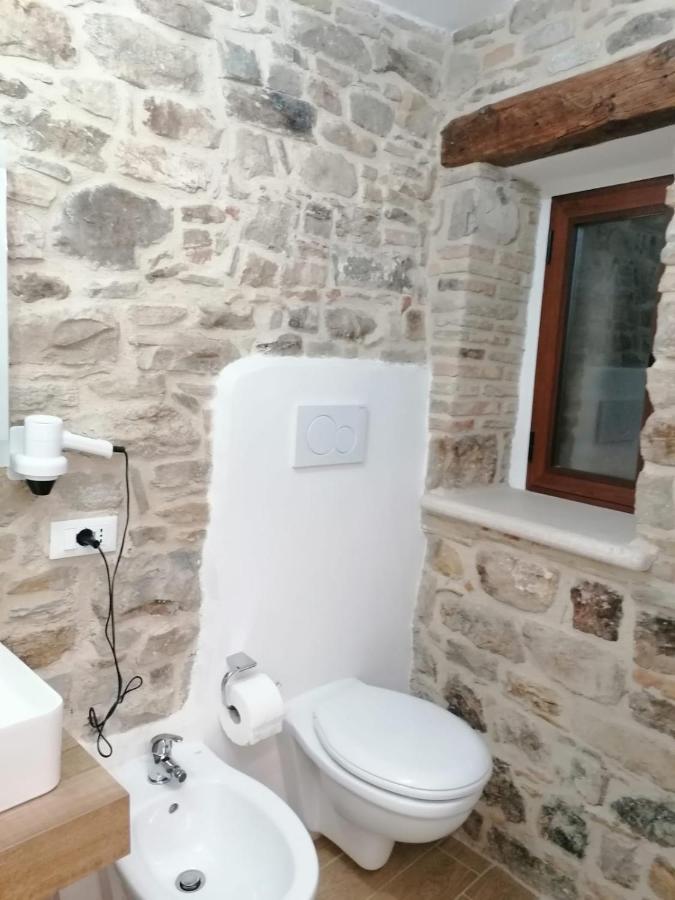 B&B Sotto Le Mura Pietra Montecorvino Екстериор снимка